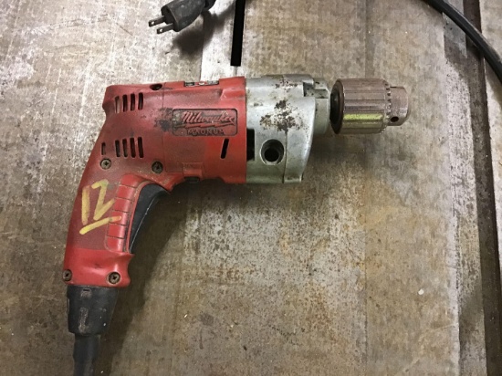 Milwaukee holeshooter 1/2 inch electric drill