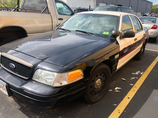 2010 Ford Crown Victoria (A70)