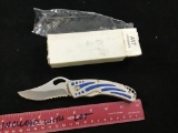 Schrade AV7 lockback knife with box