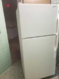 Kenmore refrigerator 66 inchs tall x 30 inches wide x 29 inches deep