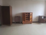 Very nice 6 drawer cloths cabinet, lamps, end tables and hanging cloths cabinet