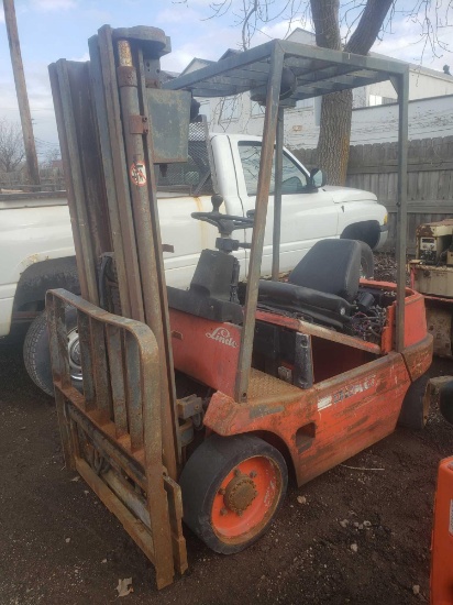 Linde forklift Model# E25B needs work and battery