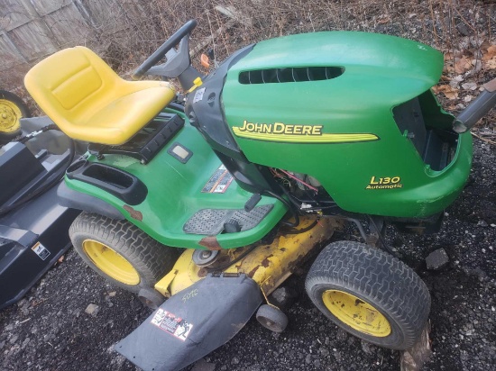 John Deere L130 riding lawn mower 48 inch deck