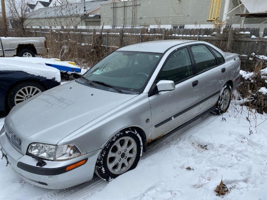 2002 Volvo S40