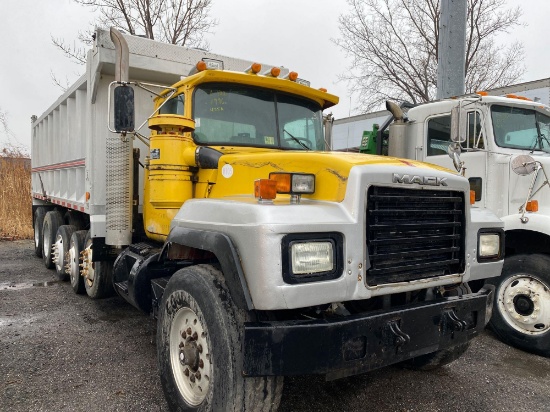 1996 Mack RD688S Dump Truck