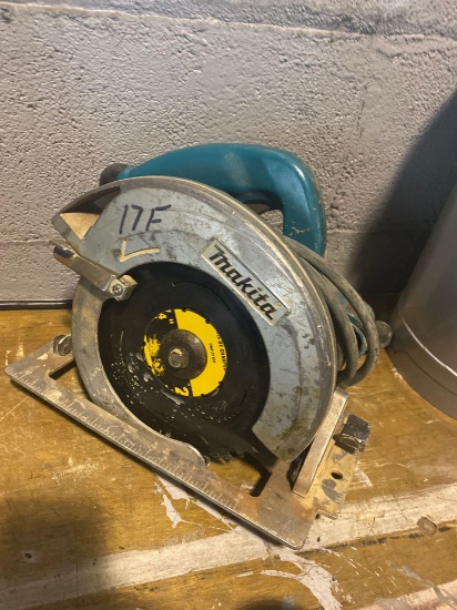 Makita circular saw