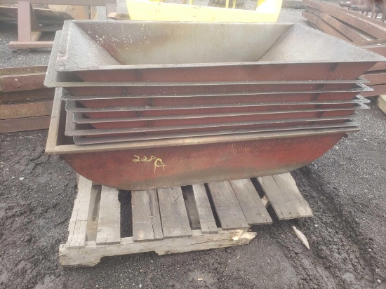 8 concrete mortar mixing bins