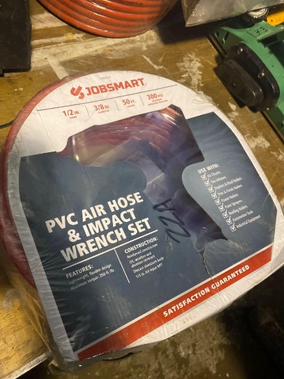 JobSmart 1/2in air hose and impact