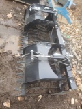 NEW 74in grapple skid steer attachment