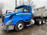 2007 Volvo VNL64T300 Day Cab Tractor