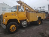 1985 Ford 8000 5 speed boom truck