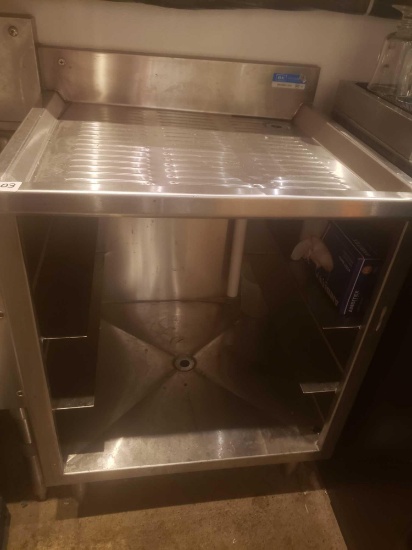 Stainless steel dish draining and storage bay Bk resources L 24in x W 22in x H 31in