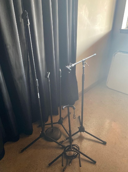 Group of (5) Assorted Mic Stand.