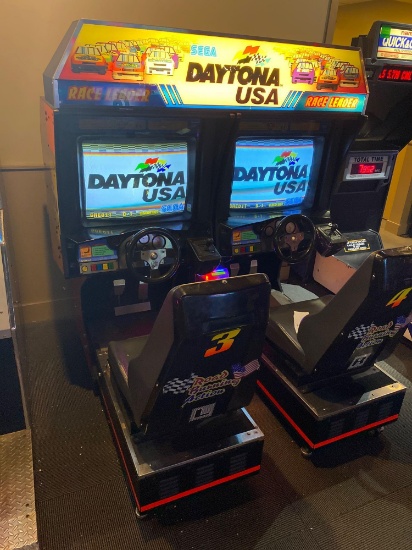 Sega Daytona USA Dual Player NASCAR Arcade Game