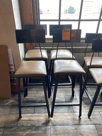 (4) 29 in high Steel Retro Restaurant Chairs