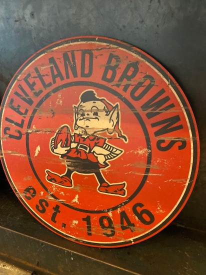 New Cleveland Browns wall hanging