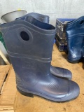 Dunlop DuraPro Plain Toe Rubber Boots Size 15
