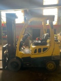 Hyster dual mast LP forklift