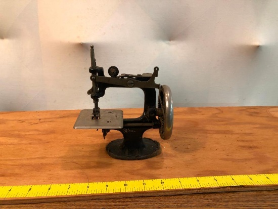 Vintage Singer Toy Sewing Machine