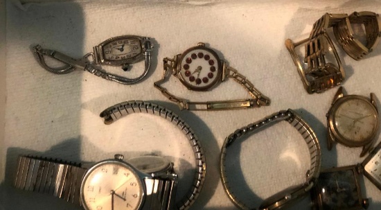 LAST MINUTE ADDITION-Watch THIS! Vintage Box of Old Watches