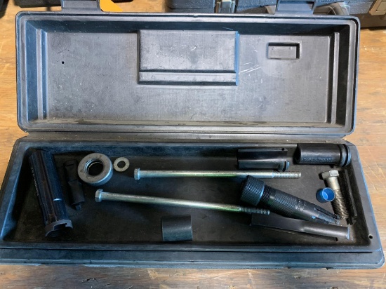 Robinair a/c compressor tool kit Gm 6 cyl.