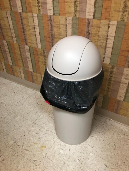 Umbro Trash Can