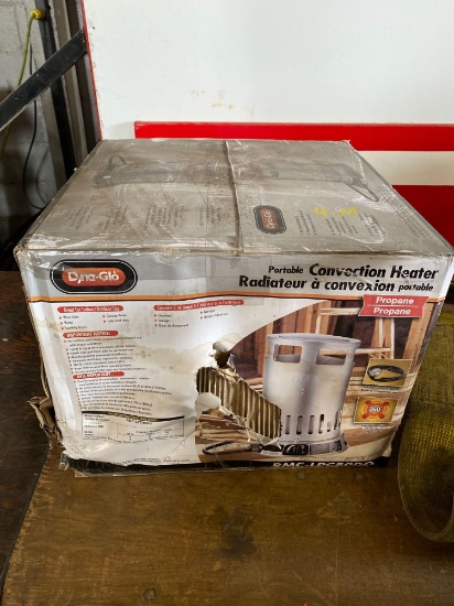 New in box Dyna-Glo Convection Heater