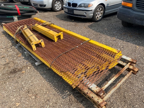 Lot of pallet racking and (4) steel post protectors