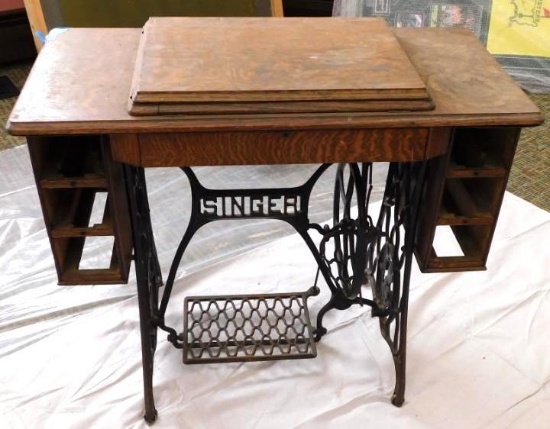 Antique Singer Treadle Sewing Machine & Cabinet