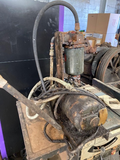Oil transfer pump