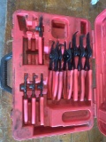 Retaining ring plier set