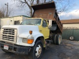 1997 Ford F-800 Dump Truck