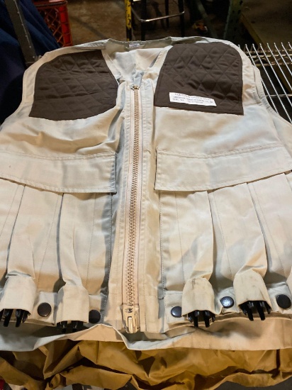 (22) Assorted Hunters Choice Hunting Vests-Small, Medium, Large