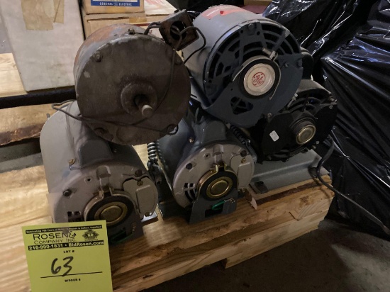Group of 5 electric motors. Out of box. Item condition unknown