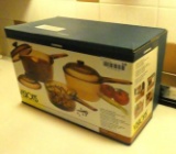 New in Box Vintage VISIONS Amber Corning Ware/Pyrex 6 Piece Cookware Saucepan Set...- NEW IN BOX!