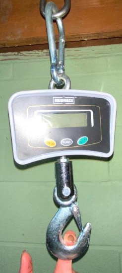 Roughneck 1100 LB Capacity Digital Digital Hanging Scale