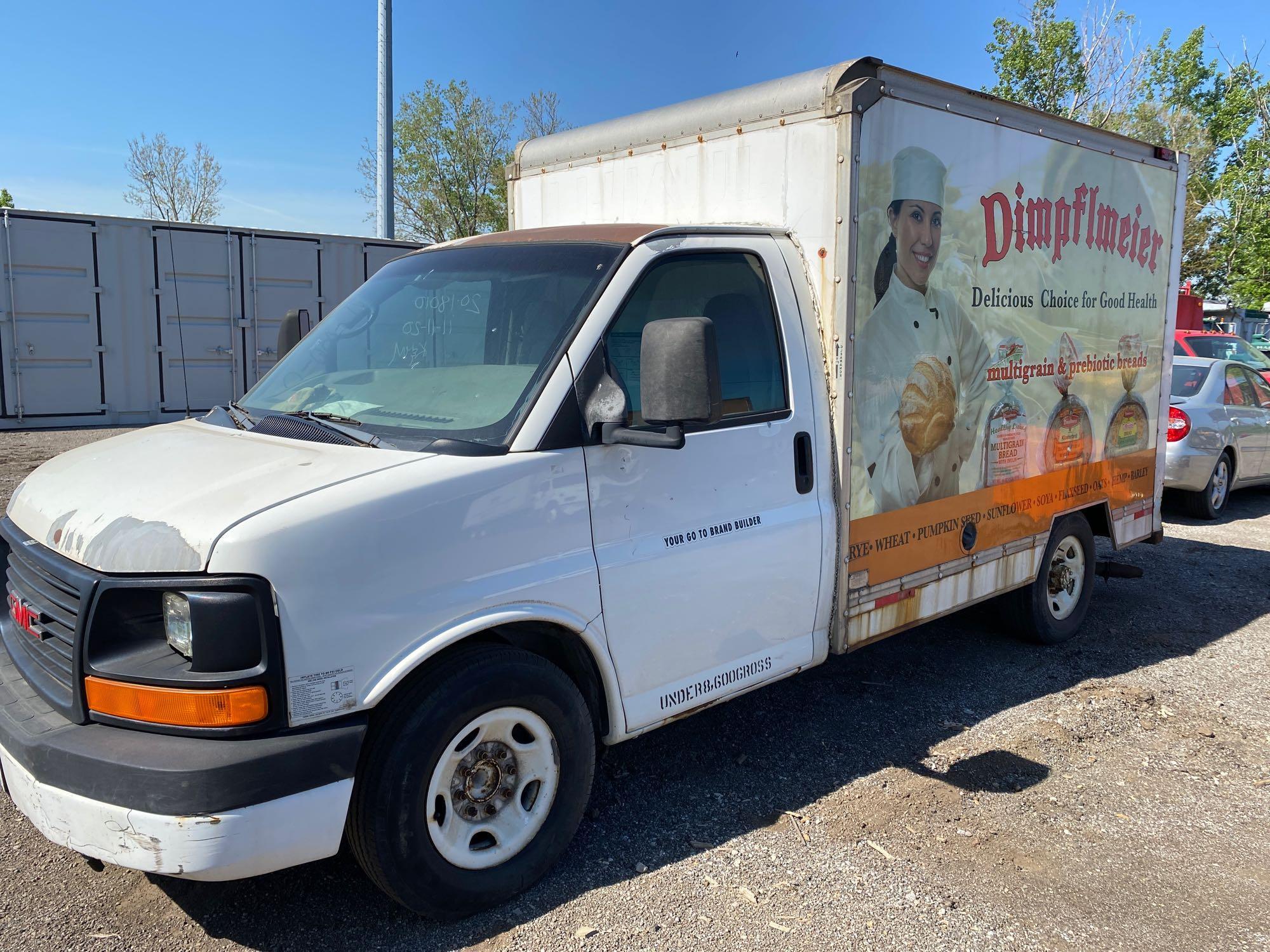 10 ft box van