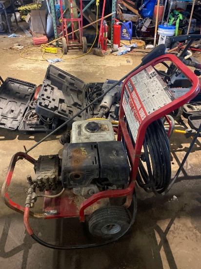 Ex-Cell/Honda 3200 PSI/11 HP Gas Power Washer