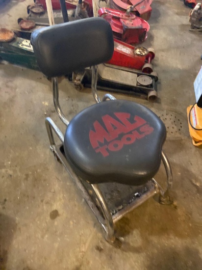 MAC Tools Co Rolling Mechanics Seat