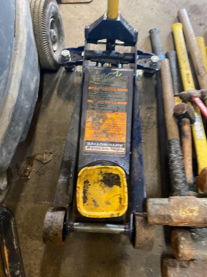 Hein-Warner 2 Ton Service Jack