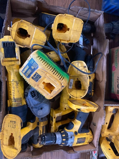Lot of Dewalt 18v Cordless Power Tools