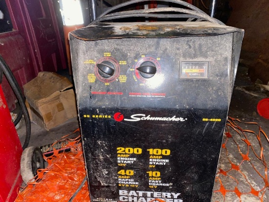 Schumacher Battery Charger/ Engine Start