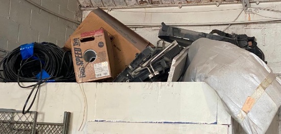 Lot top of Closet
