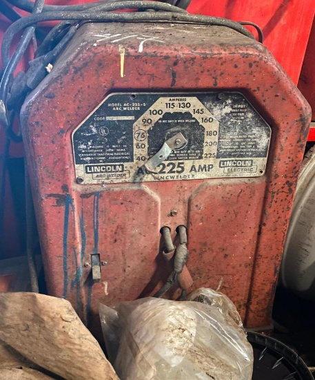 Lincoln 225 Amp Electric Welder