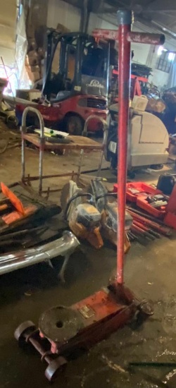 Hein-Werner 1.5 Ton Floor Jack