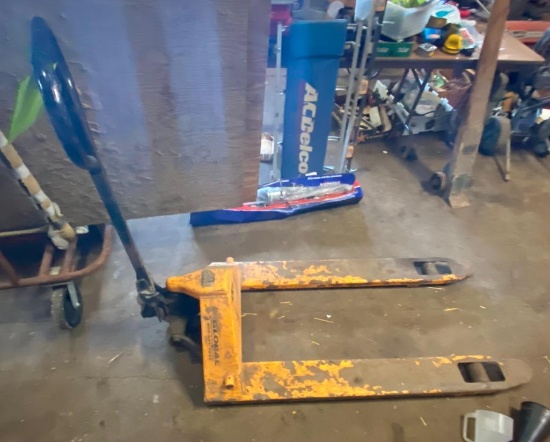 Global 5500lb Pallet Jack