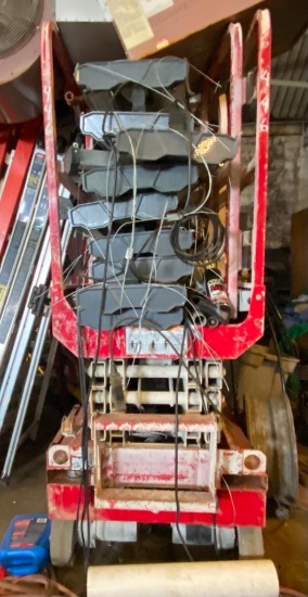 1330se Mec Scissor Lift...