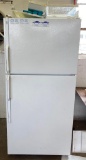 GE Select Refrigerator/Freezer