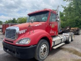 2005 Freightliner CL12 Columbia Tractor