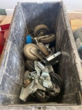 Tote load of casters